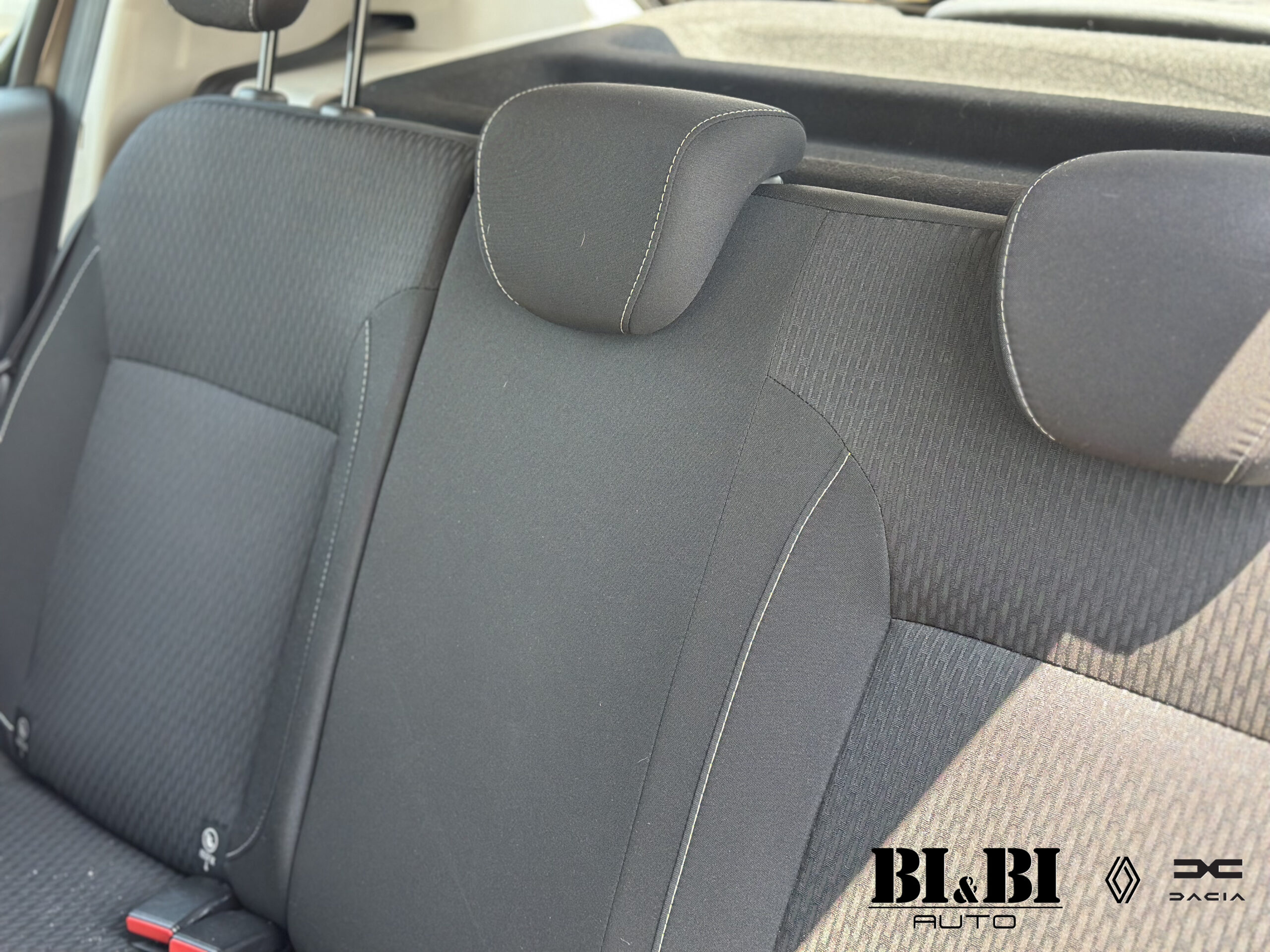 Dacia Sandero II 1.5 blue dci Streetway Comfort s - immagine 13