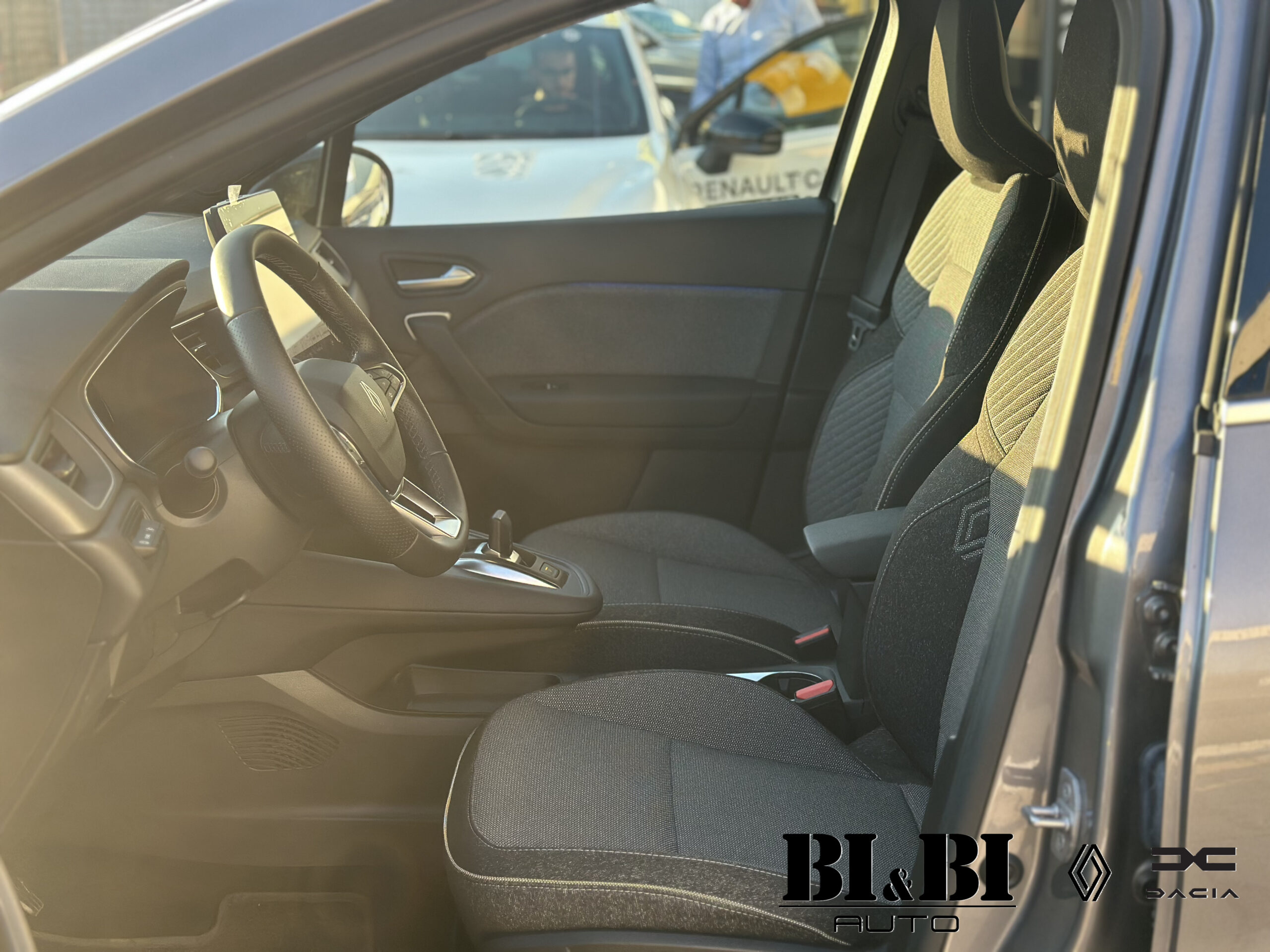 Renault Symbioz 1.8 full hybrid E-Tech Techno 160cv auto - immagine 19
