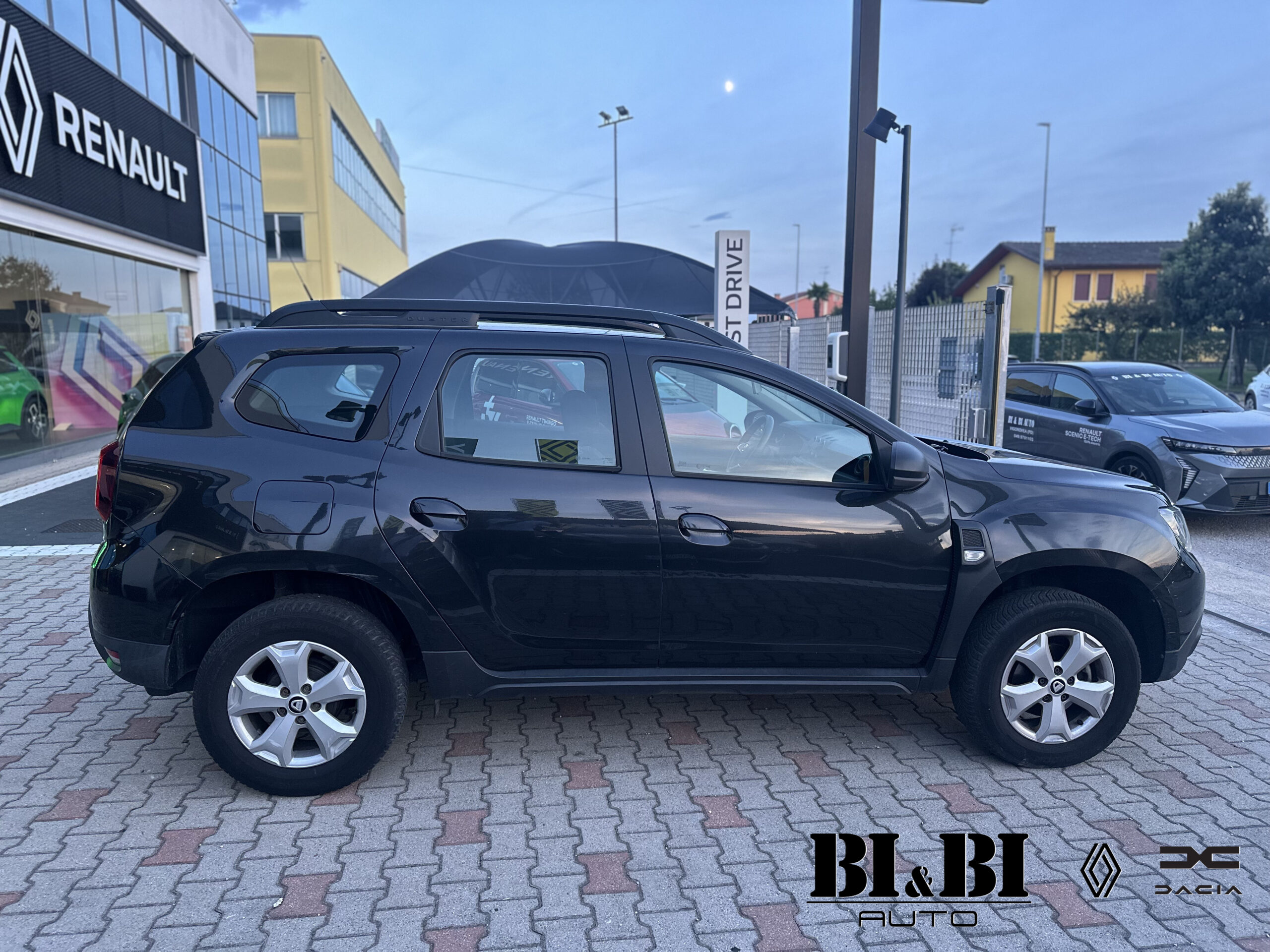 Dacia Duster II 1.5 blue dci Comfort 4x2 s - immagine 9