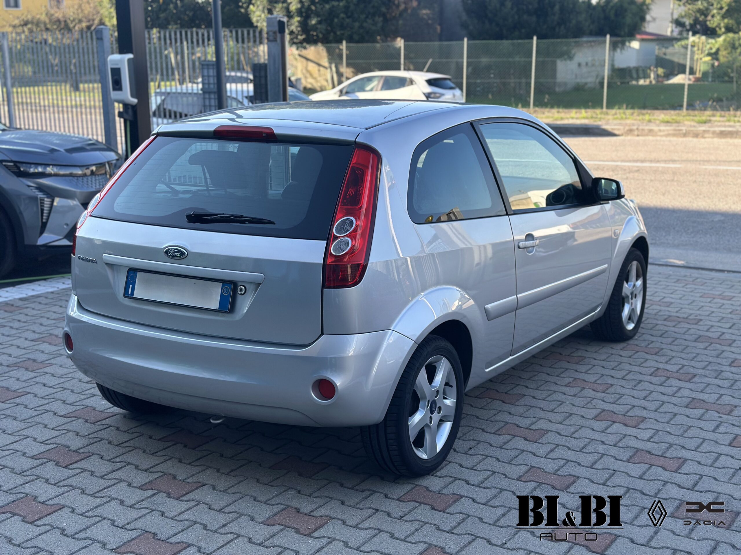 Fiesta V 3p 1.2 Ghia - immagine 7