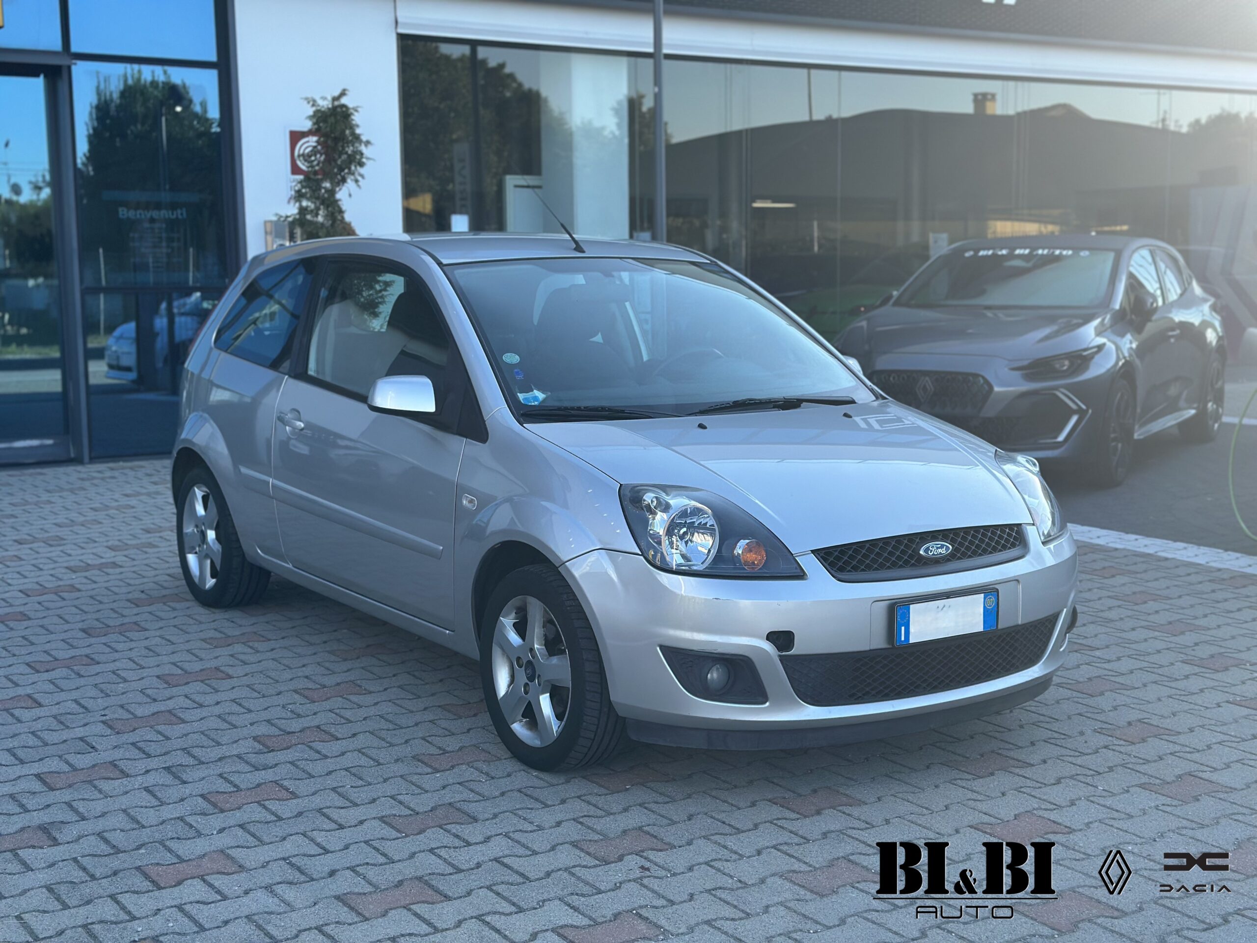 Fiesta V 3p 1.2 Ghia - immagine 11