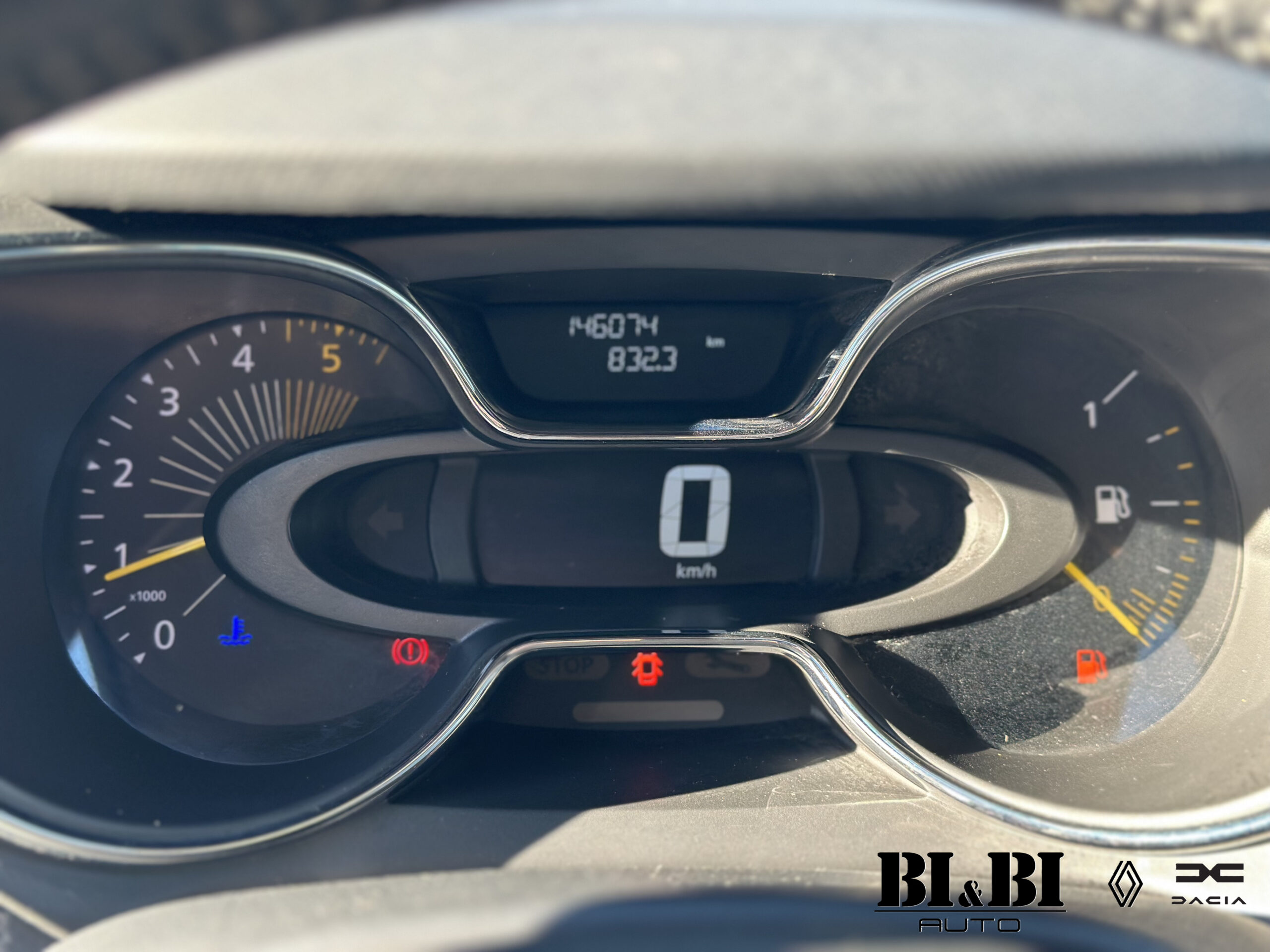 Renault Captur I 1.5 dci energy R-Link s - immagine 16