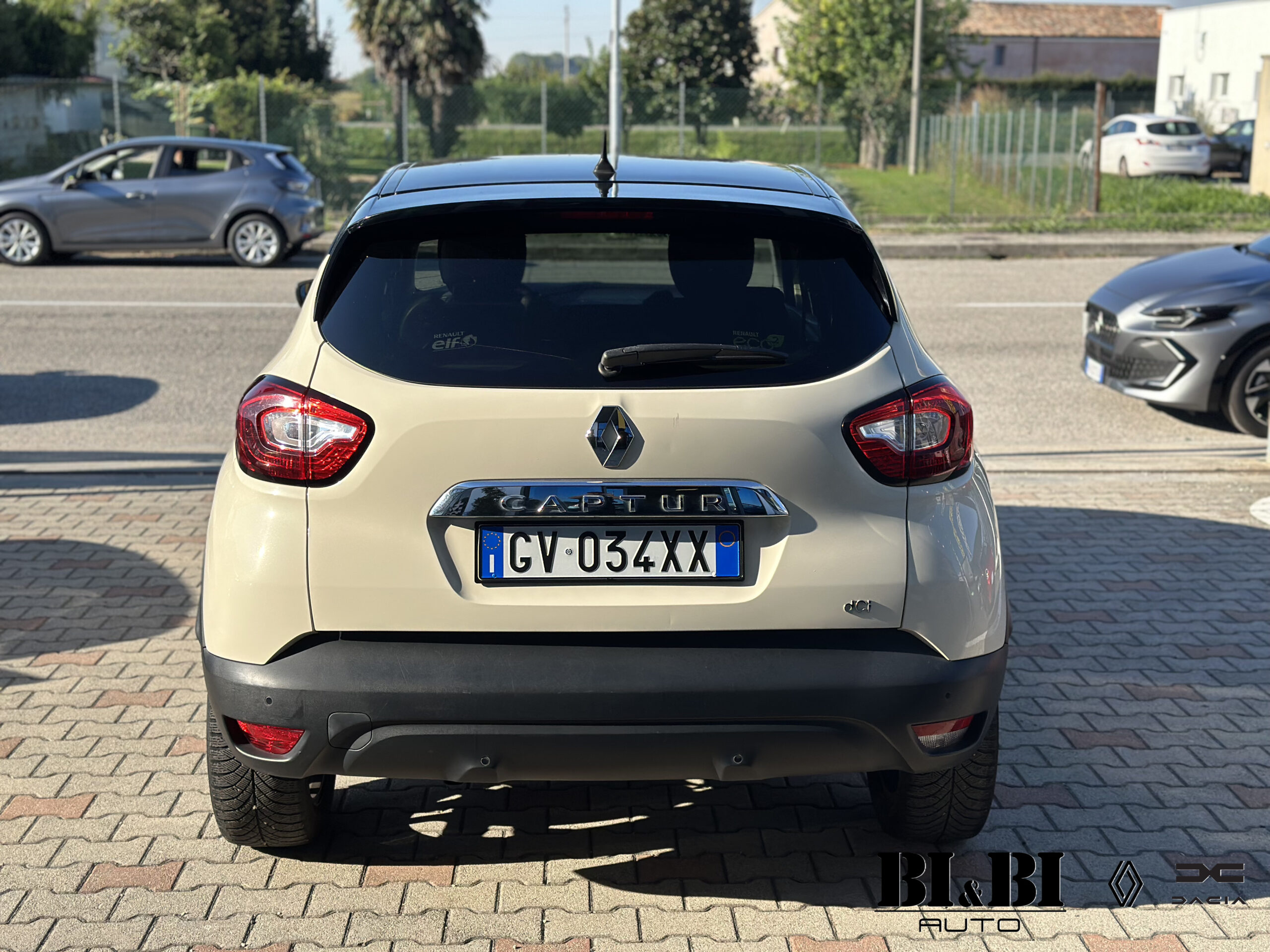 Renault Captur I 1.5 dci energy R-Link s - immagine 5