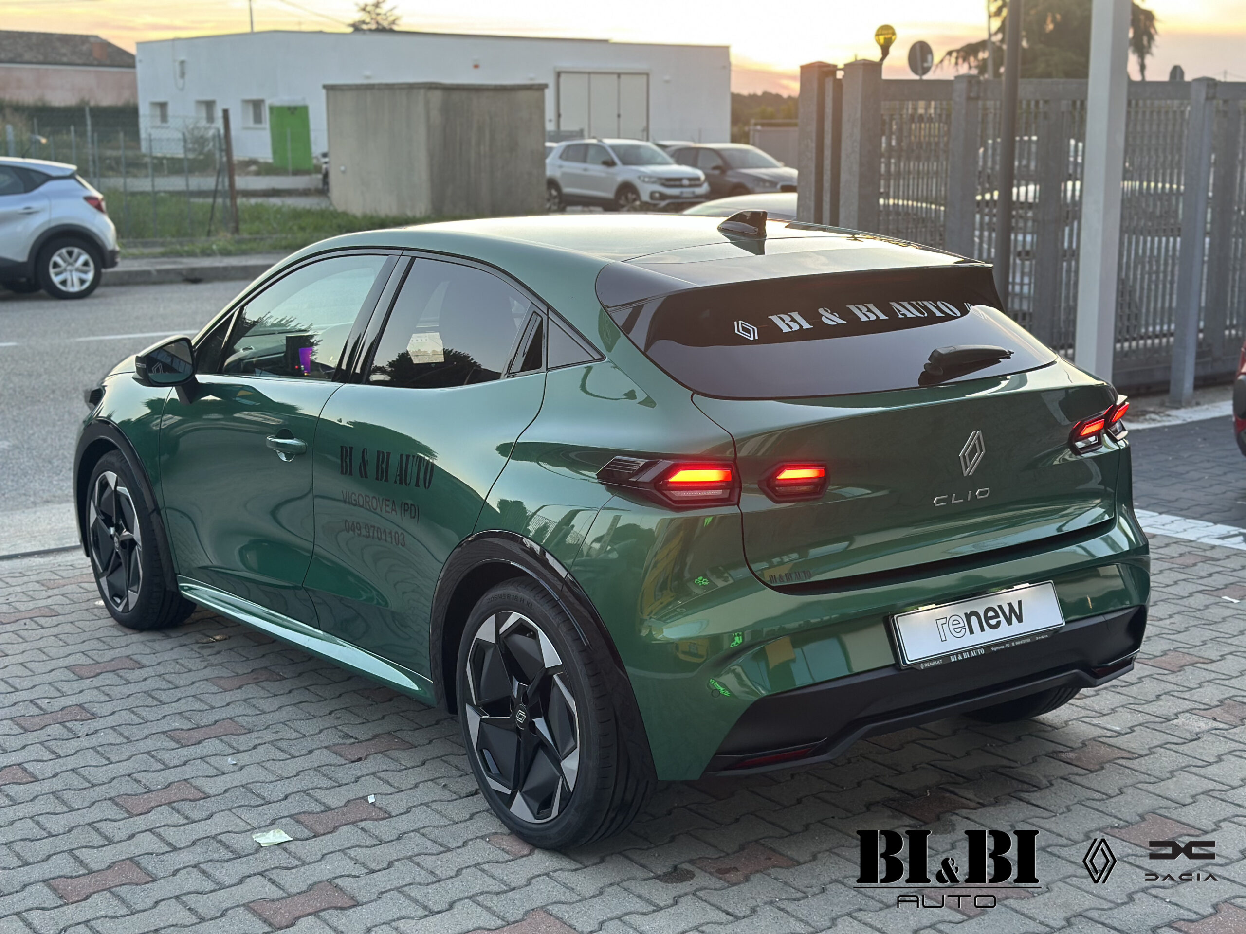 Renault Clio VI 1.2 tce Techno 115cv - immagine 3