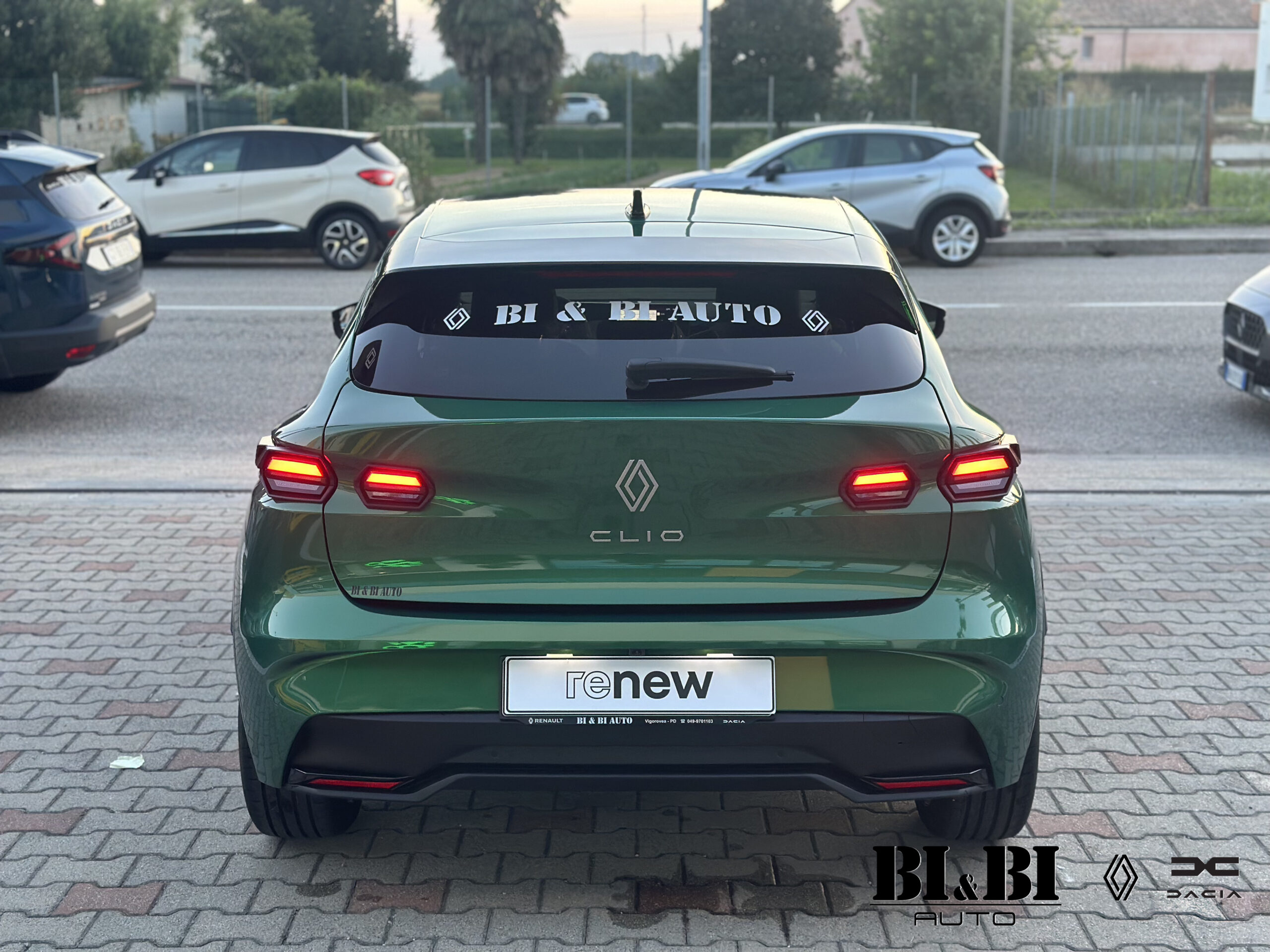 Renault Clio VI 1.2 tce Techno 115cv - immagine 4