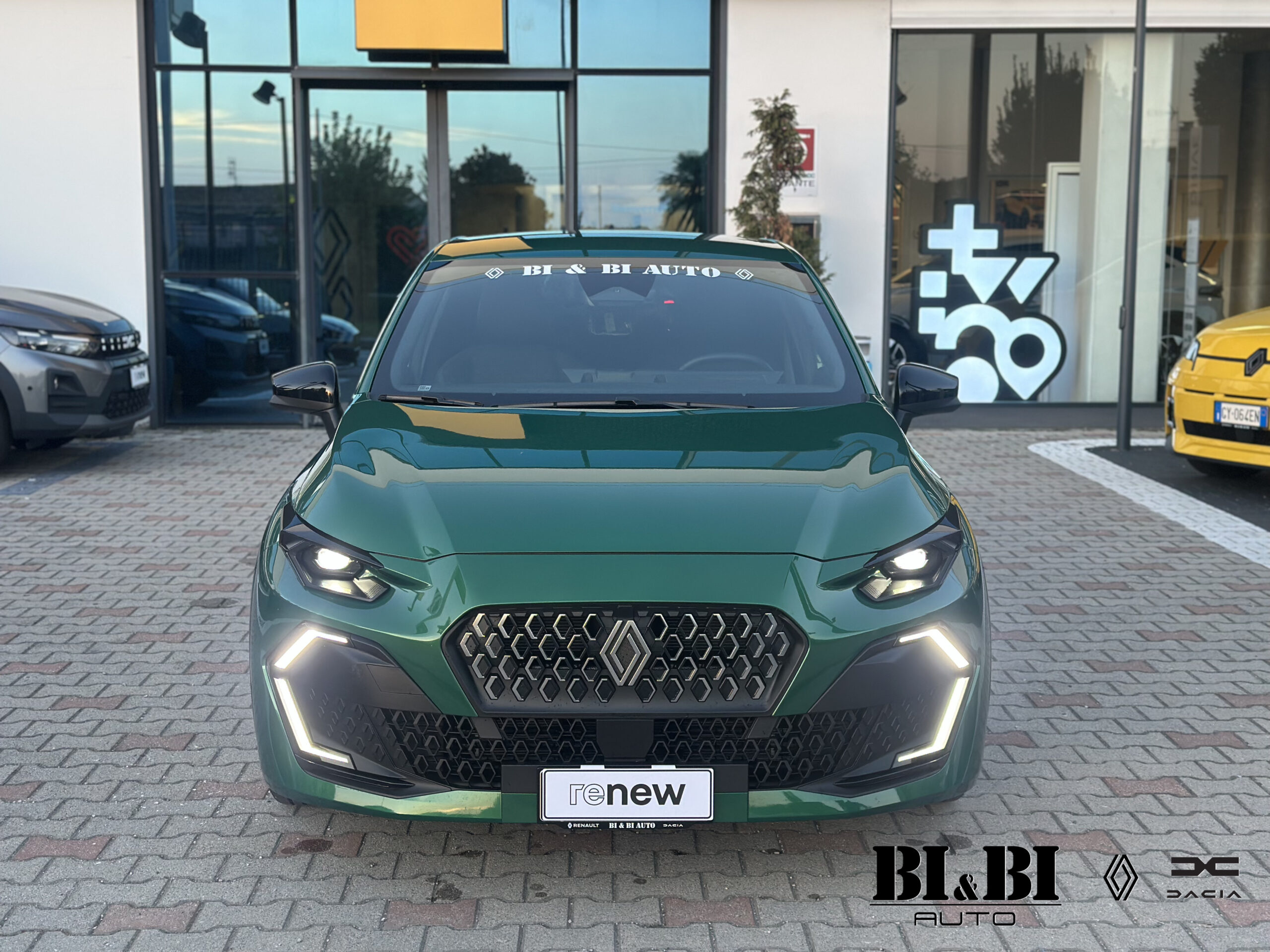 Renault Clio VI 1.2 tce Techno 115cv - immagine 8