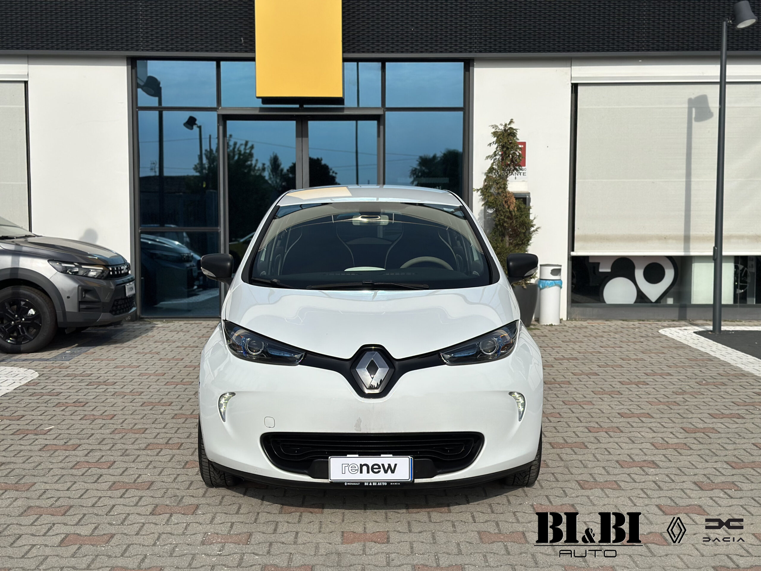 Renault ZOE Life R90 92cv batteria da 40 kw - immagine 10