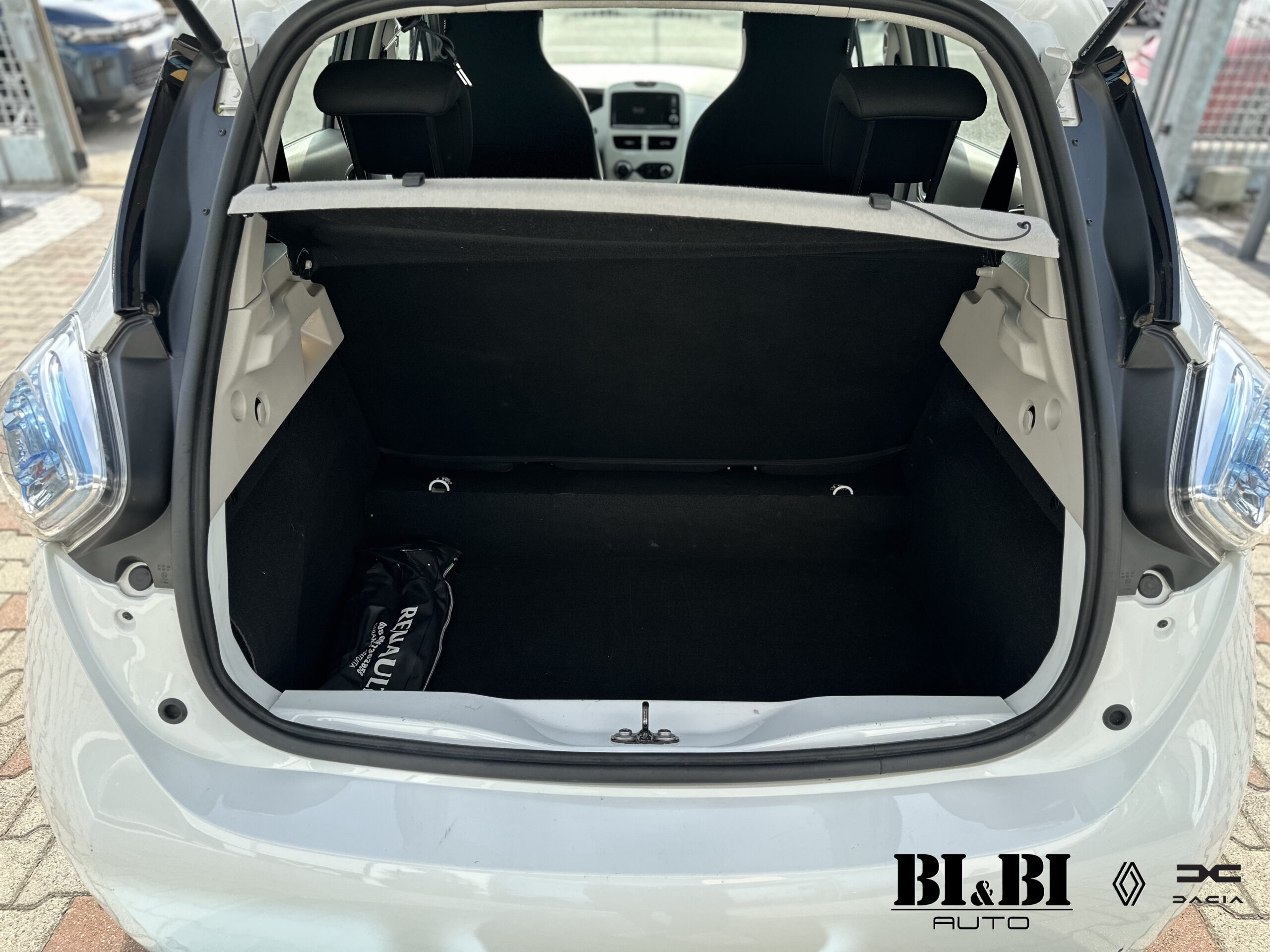 Renault ZOE Life R90 92cv batteria da 40 kw - immagine 13