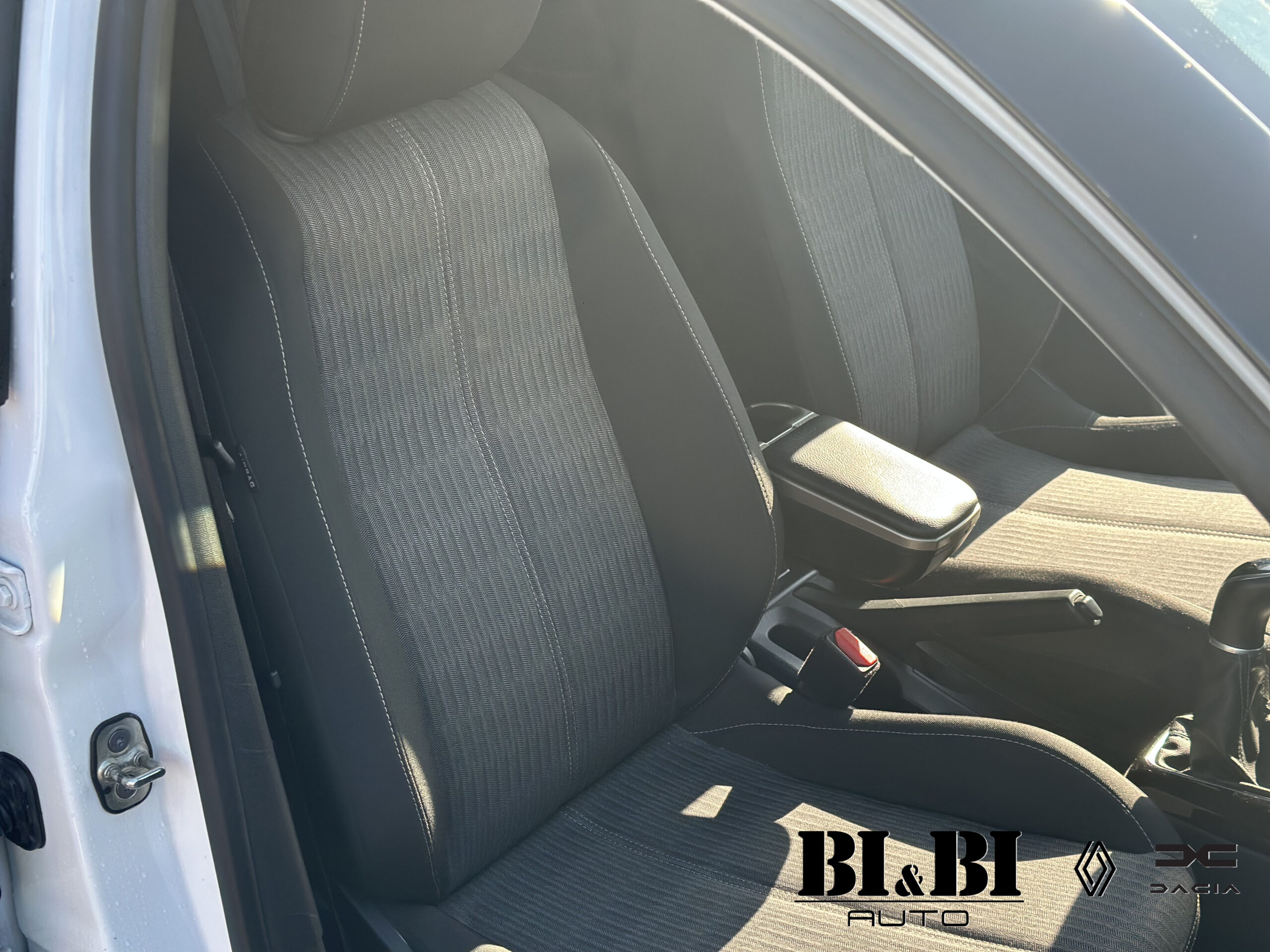 Corsa VI 1.2 Edition s - immagine 24