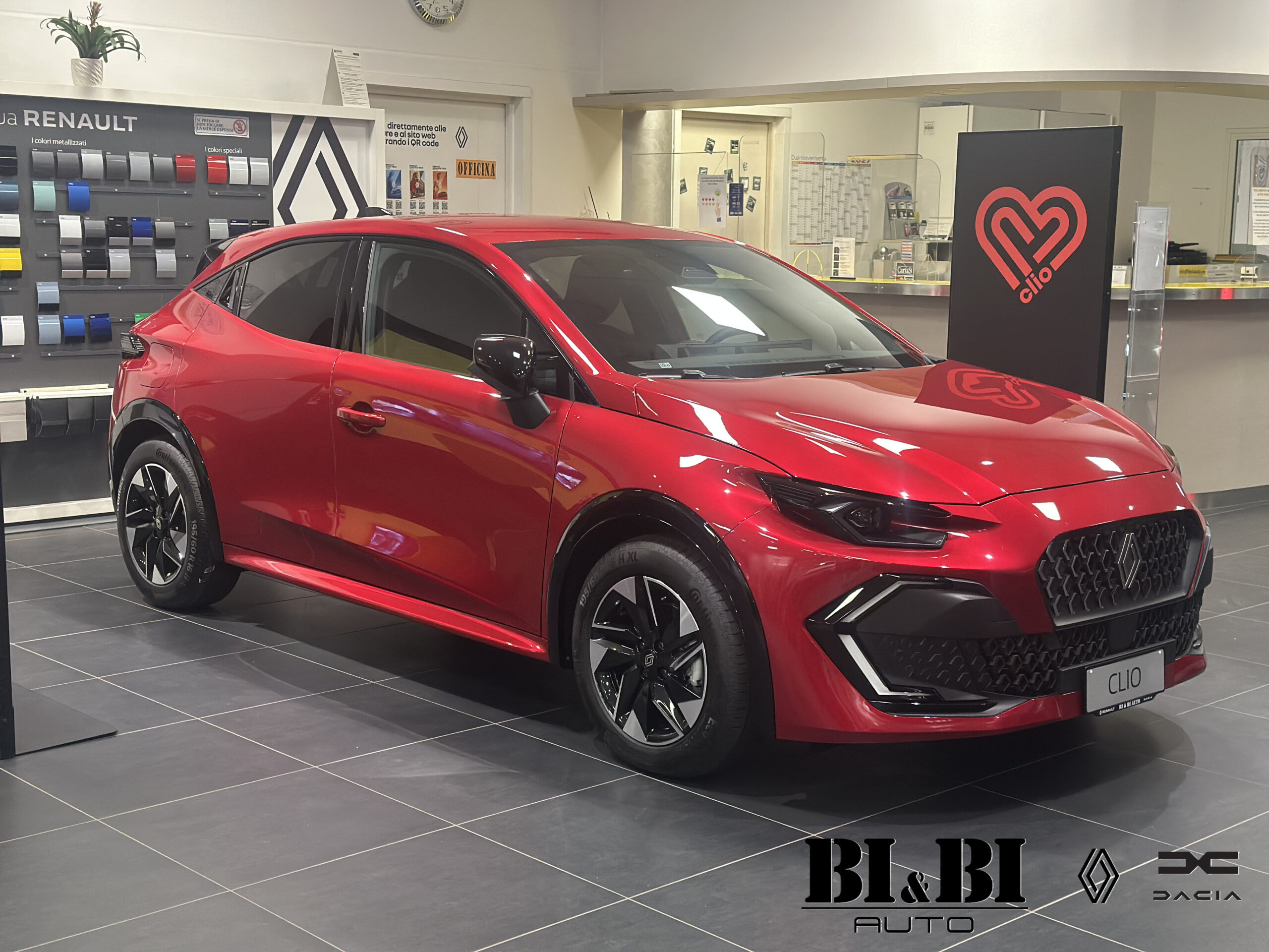 Renault Clio VI 1.2 tce Techno 115cv - immagine 2