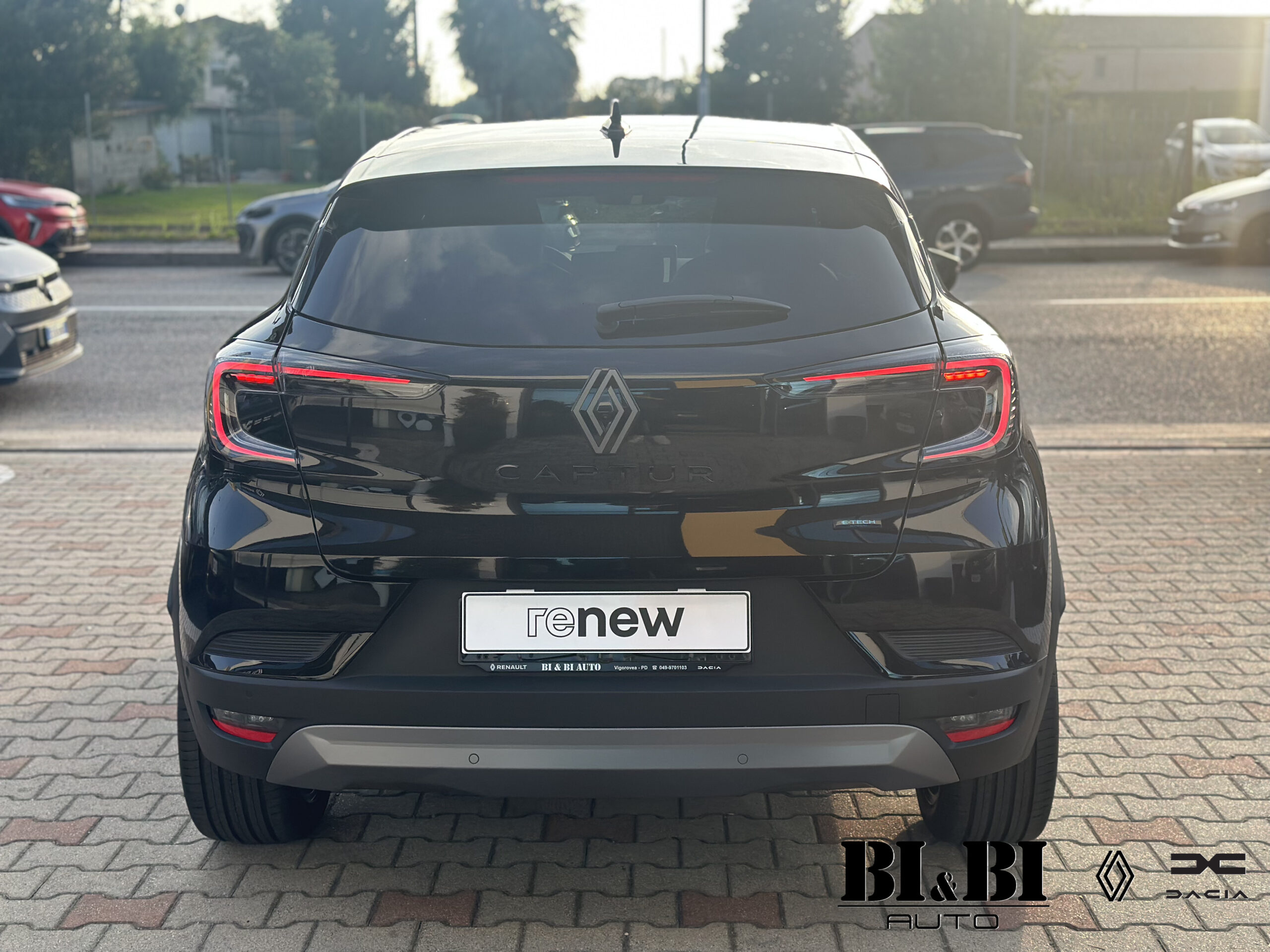 Renault Captur II 1.8 full hybrid E-Tech series Esprit Alpine 160cv auto - immagine 6
