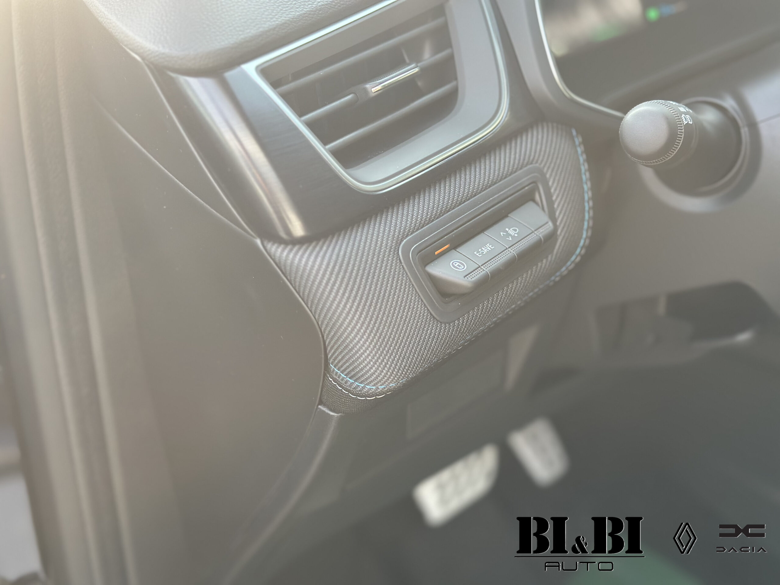 Renault Captur II 1.8 full hybrid E-Tech series Esprit Alpine 160cv auto - immagine 19