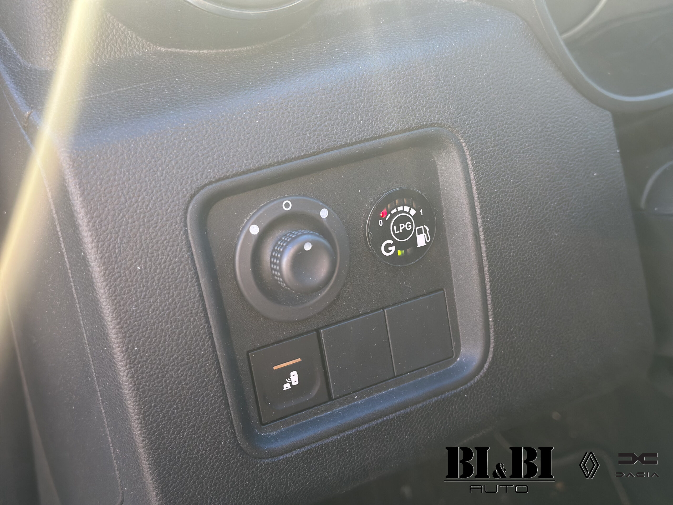 Duster II 1.6 sce Prestige Gpl 4x2 s - immagine 22